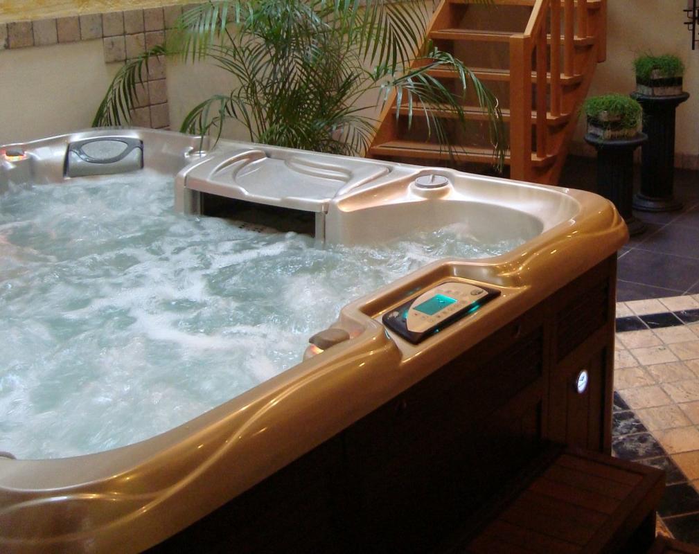 Reasons To Install Your Hot Tub Inside Champagne Spas