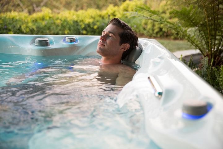 How Hot Tubs Can Help If Your Job Is Physically Demanding